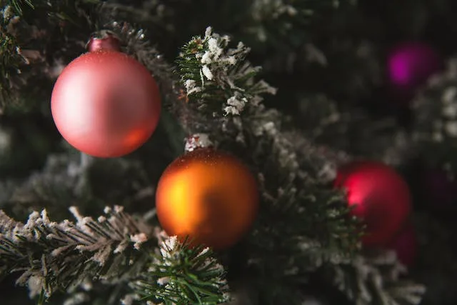 utilizing-navy-with-9-foot-artificial-christmas-trees