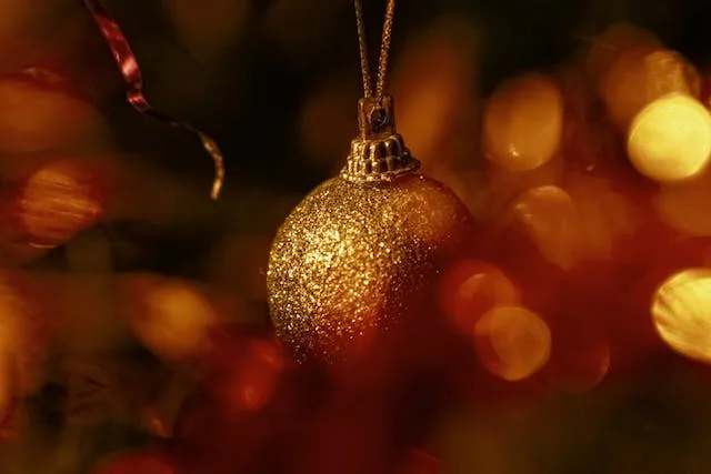 artificial-trees-are-a-perfect-fit-for-hanukkah