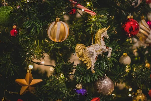 artificial-christmas-trees